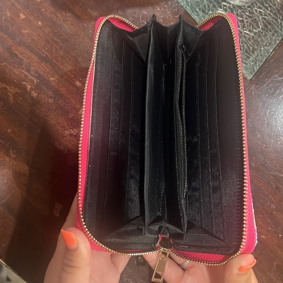 Wallet - Picture 3 of 4